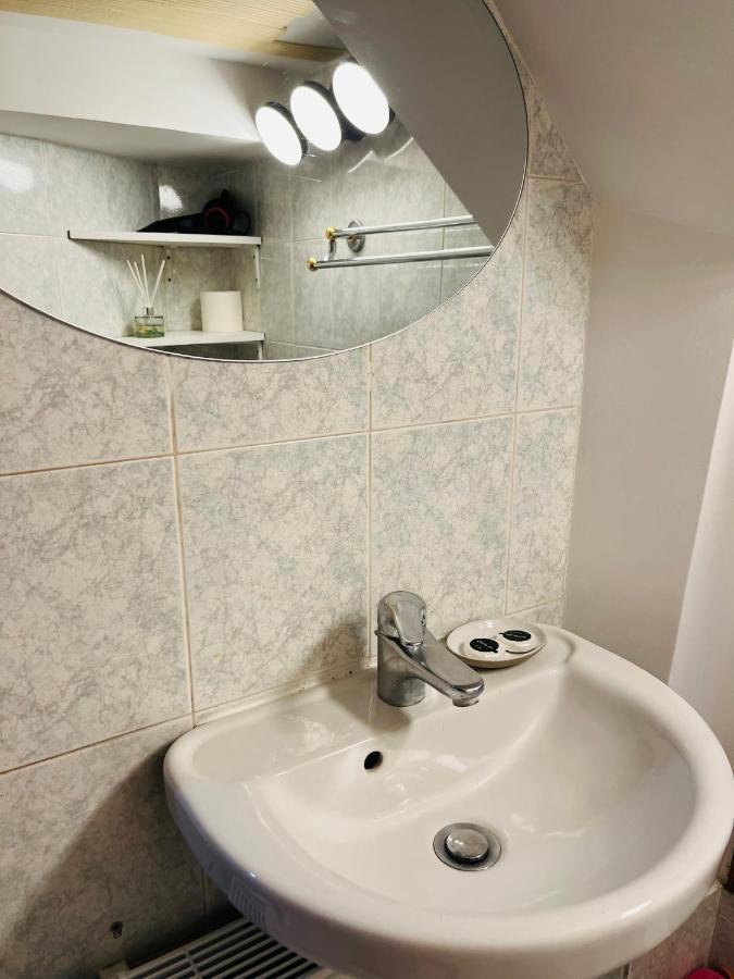 Dream Dwell Paris-Two-Bedroom Flat Near Pompidou Centre Exteriör bild